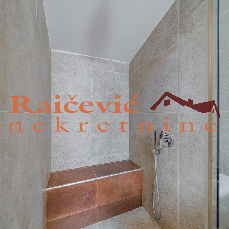 Četvorosoban stan za izdavanje, Kalenić, Beograd, 120m², 2.500 €/mes
