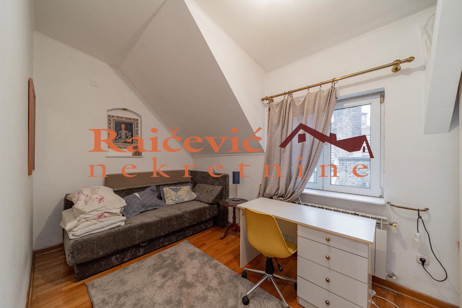 145574 Petosoban stan na prodaju, Centar, Beograd, 108m², 465.000 €