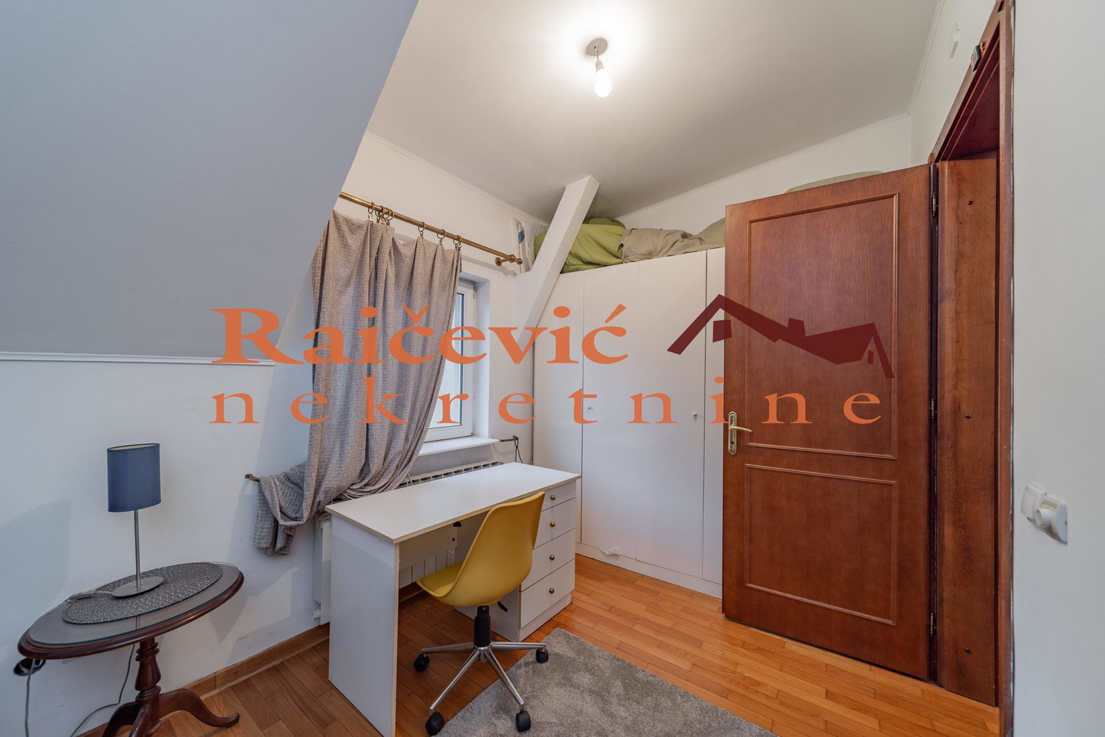 145575 Petosoban stan na prodaju, Centar, Beograd, 108m², 465.000 €