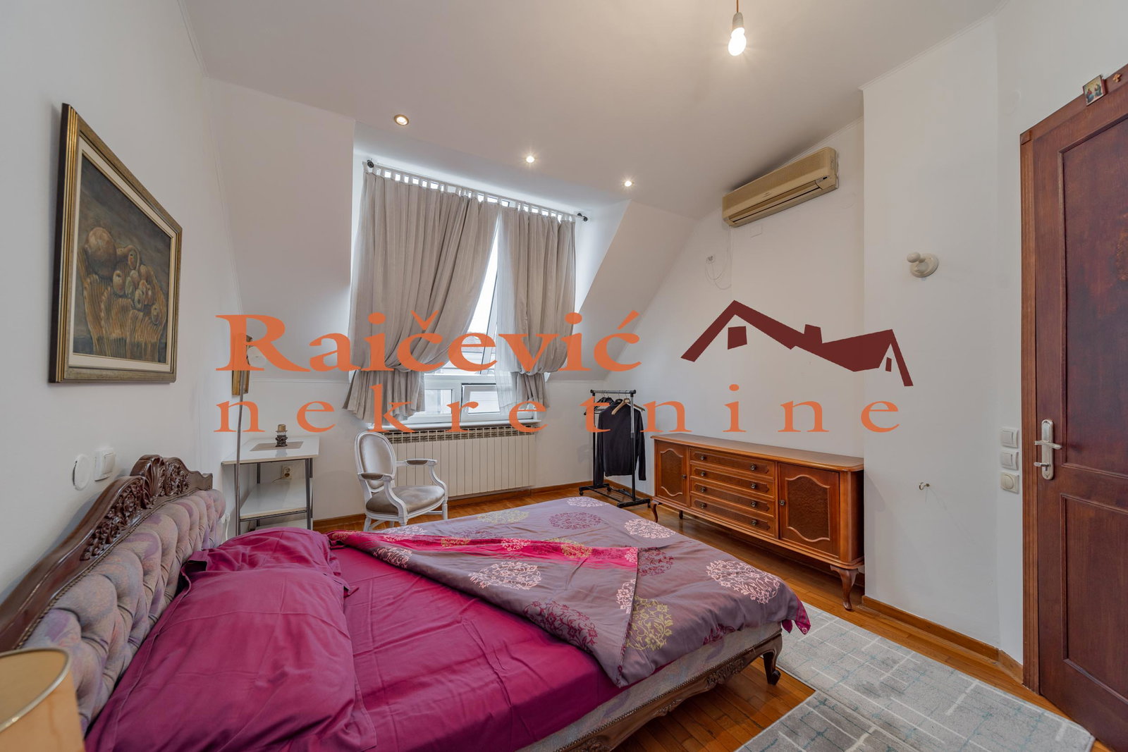 145578 Petosoban stan na prodaju, Centar, Beograd, 108m², 465.000 €