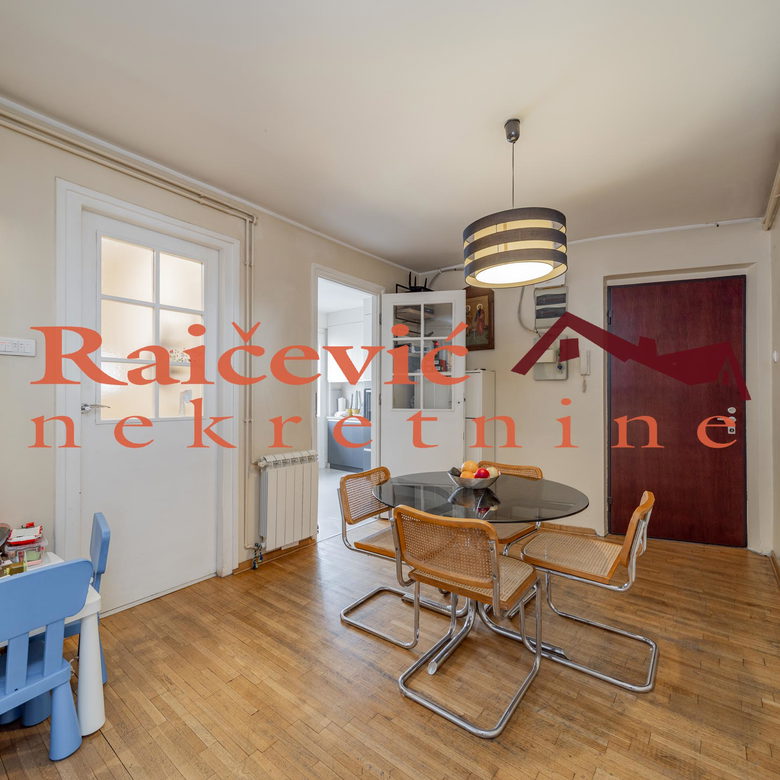 Dvosoban stan na prodaju, Kalenić, Beograd, 72m², 309.900 €