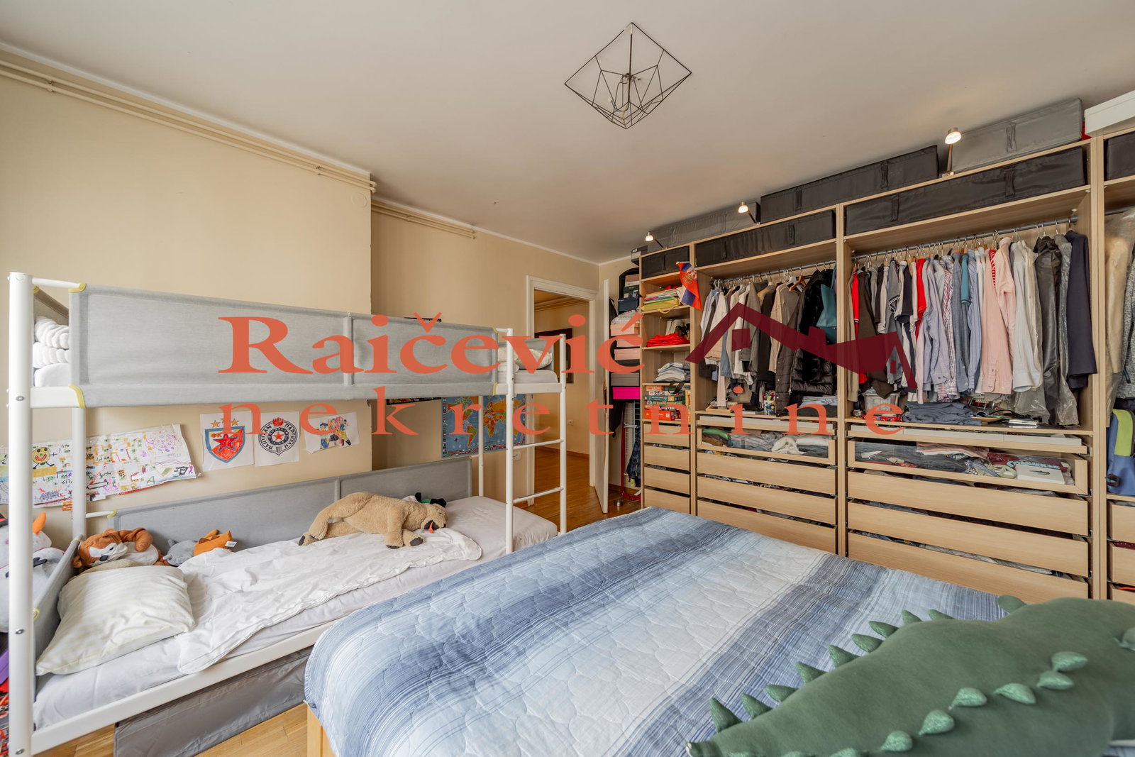 Dvosoban stan na prodaju, Kalenić, Beograd, 72m², 309.900 €