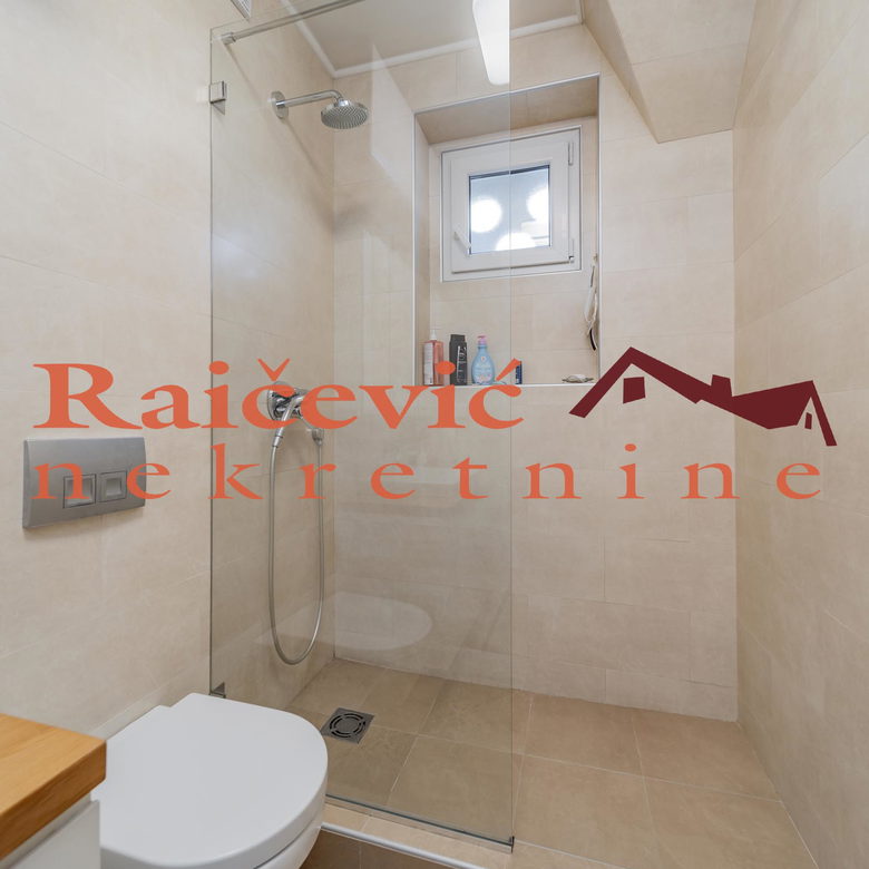 Dvosoban stan na prodaju, Kalenić, Beograd, 72m², 309.900 €