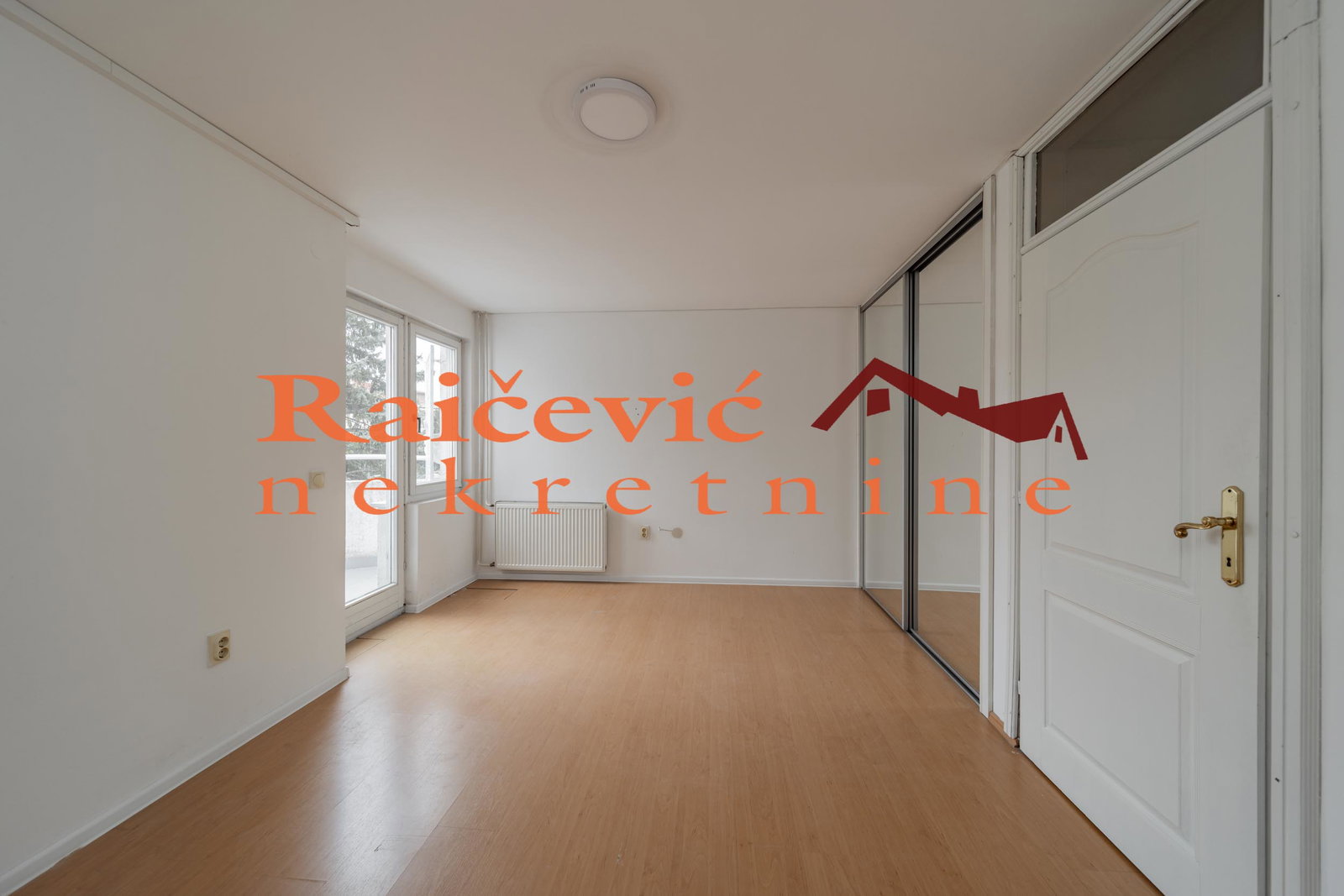 Četvorosoban stan za izdavanje, Autokomanda, Beograd, 176m², 1.500 €/mes