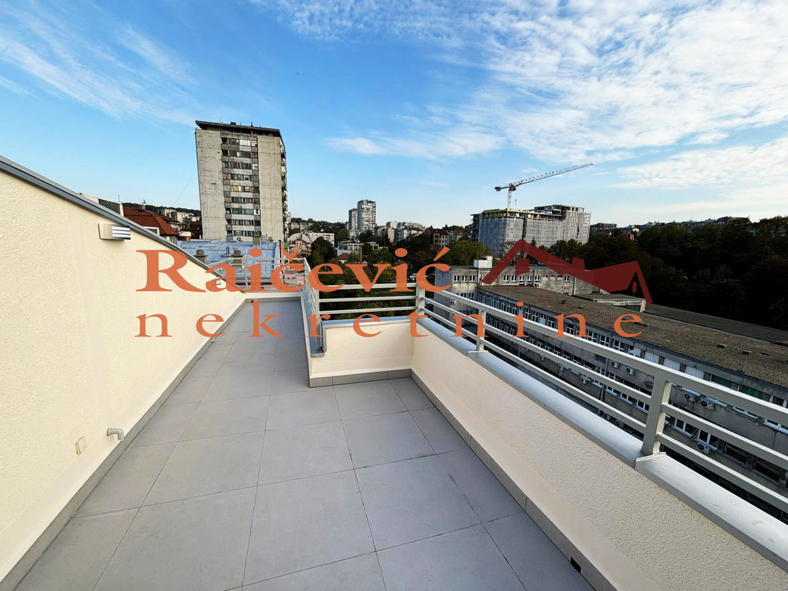 Četvorosoban stan na prodaju, Lion, Beograd, 84m², 190.000 €