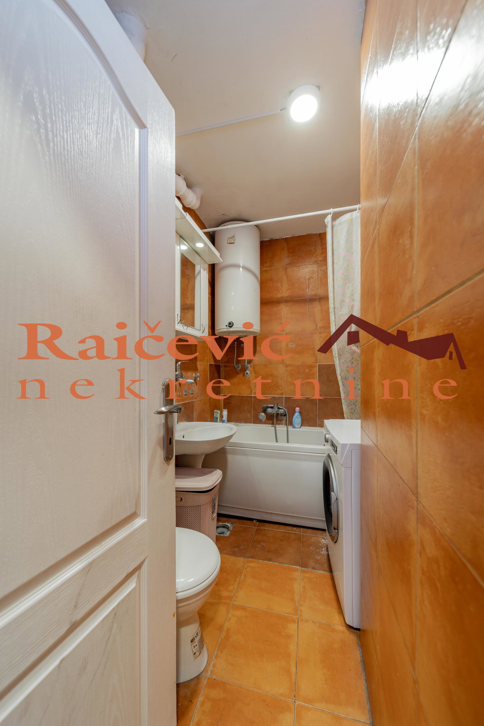 145784 Četvorosoban stan na prodaju, Dorćol, Beograd, 76m², 333.000 €