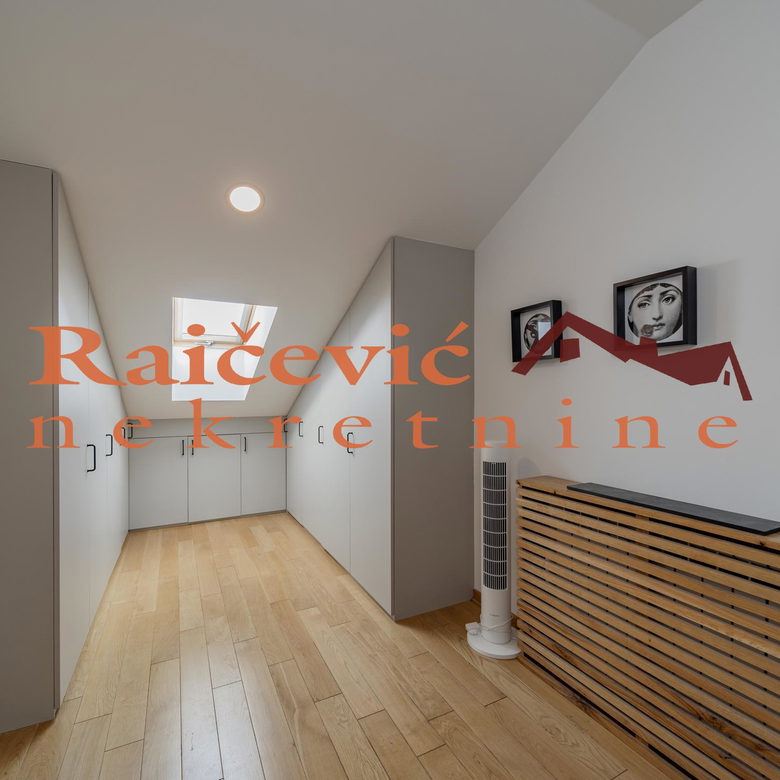 Četvorosoban stan na prodaju, Lekino Brdo, Beograd, 93m², 470.000 €