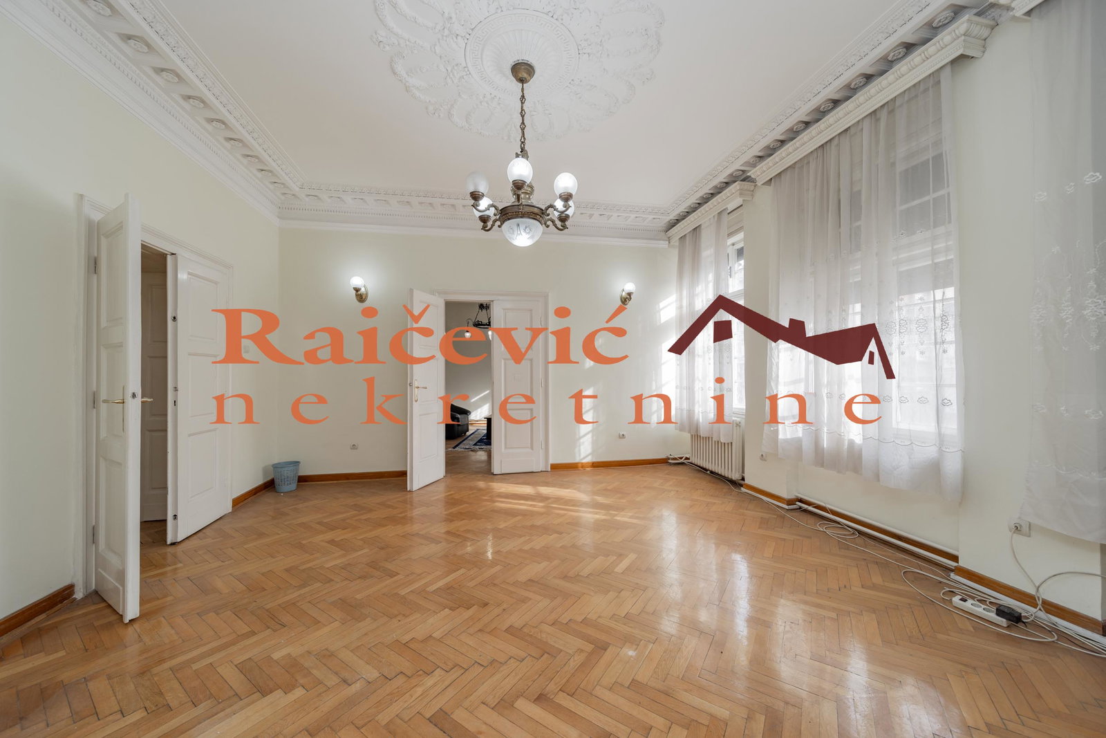 145987 Višesoban stan na prodaju, Centar, Beograd, 203m², 855.000 €