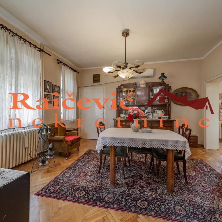 Kuća Prodaja Beograd Dedinje 300 m2