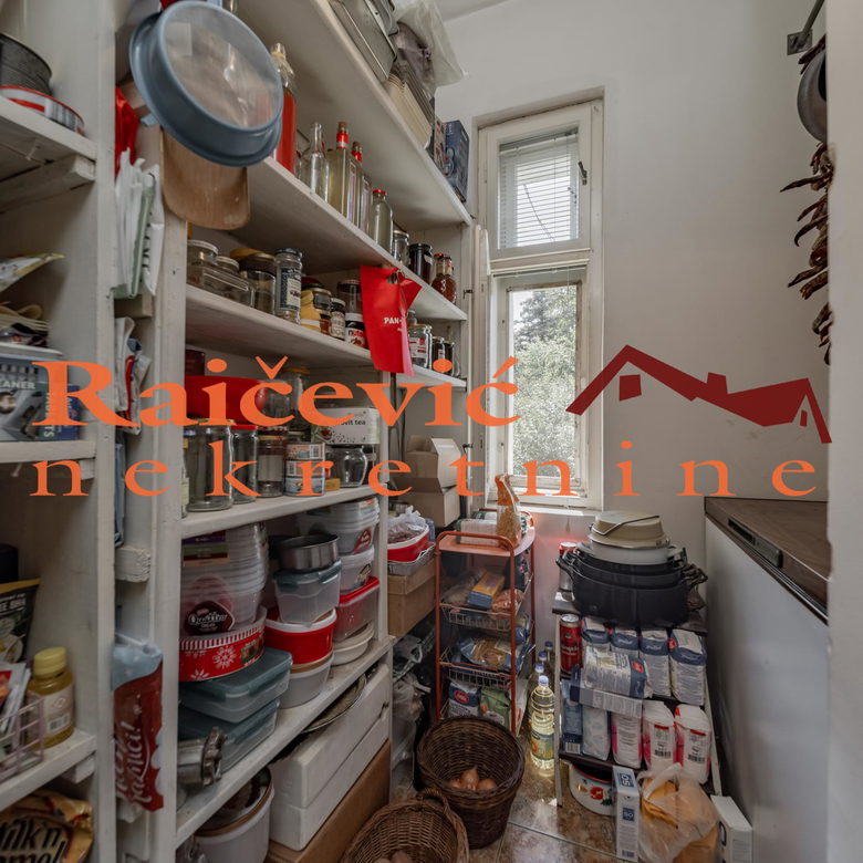 Kuća Prodaja Beograd Dedinje 300 m2