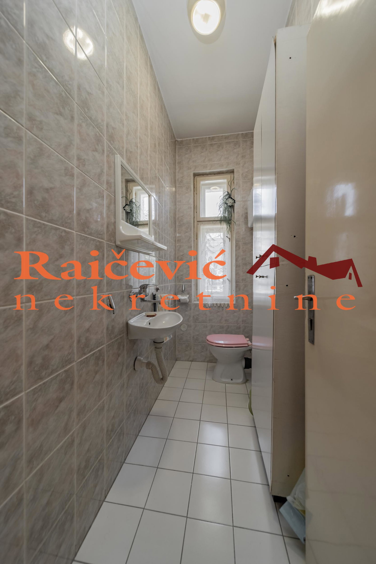 Kuća na prodaju, Dedinje, Beograd, 300m², 2.500.000 €