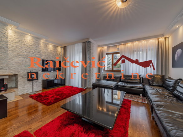 Kuća Prodaja Beograd Dedinje 288 m2