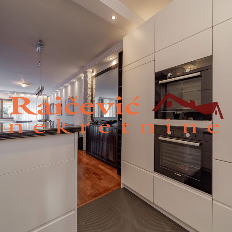 Kuća Prodaja Beograd Dedinje 288 m2