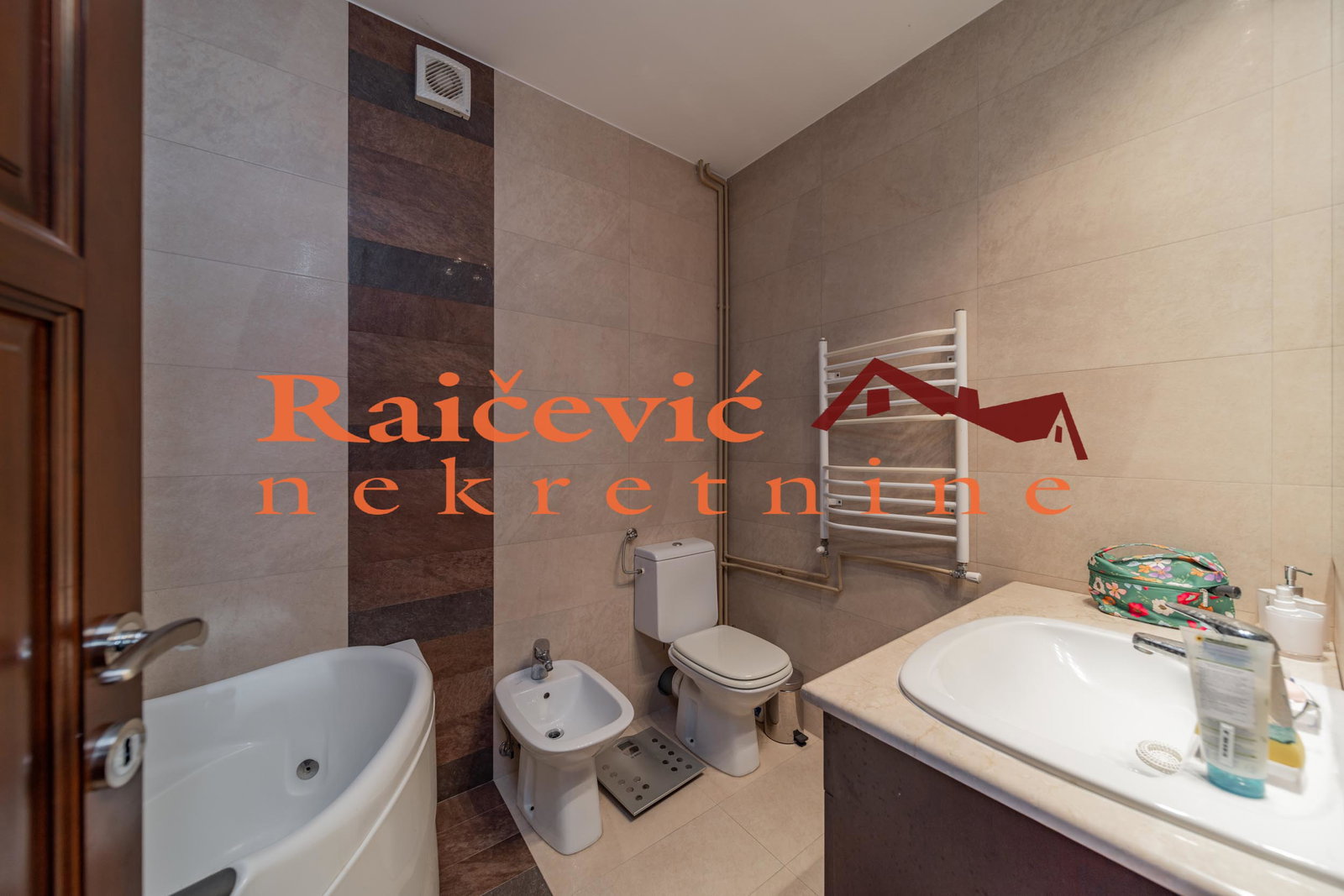 Kuća na prodaju, Dedinje, Beograd, 288m², 850.000 €