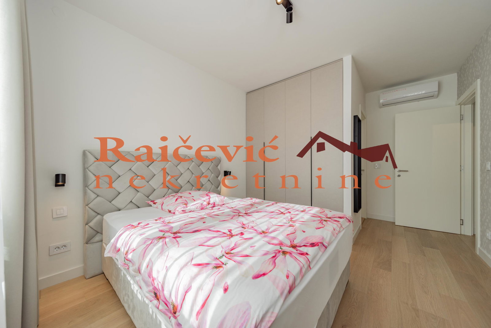 Trosoban stan na prodaju, Beograd na Vodi, Beograd, 74m², 345.000 €