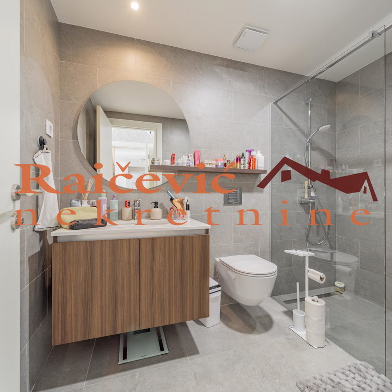 Trosoban stan na prodaju, Beograd na Vodi, Beograd, 74m², 345.000 €