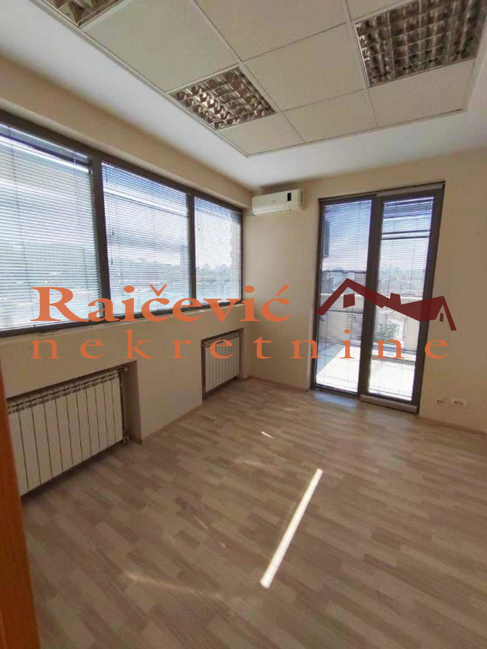 Lokal Izdavanje Beograd Lokal Izdavanje Beograd Centar (Čukarica) 210 m2