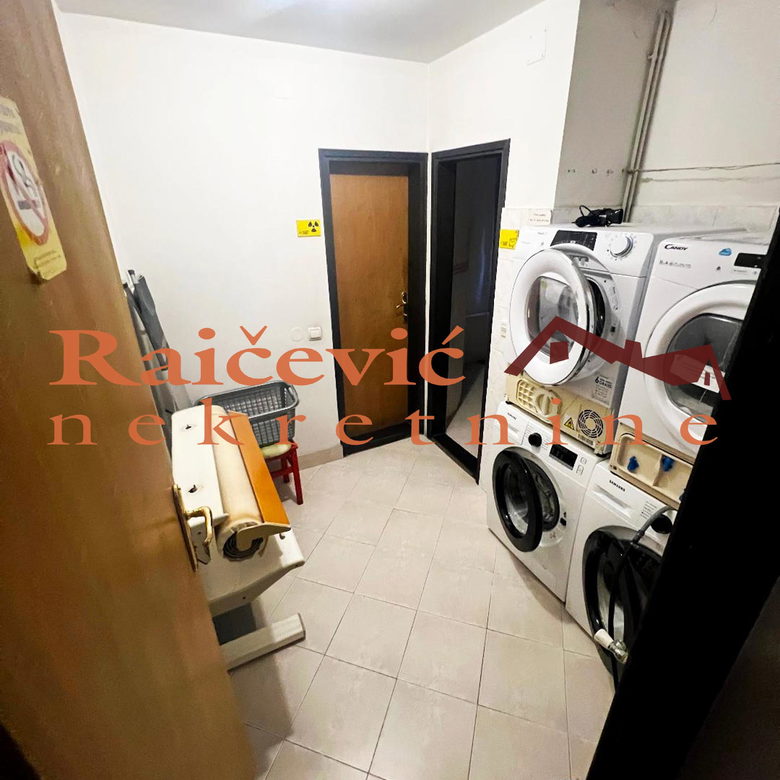 Stan Prodaja Beograd Centar (Čukarica) 170 m2