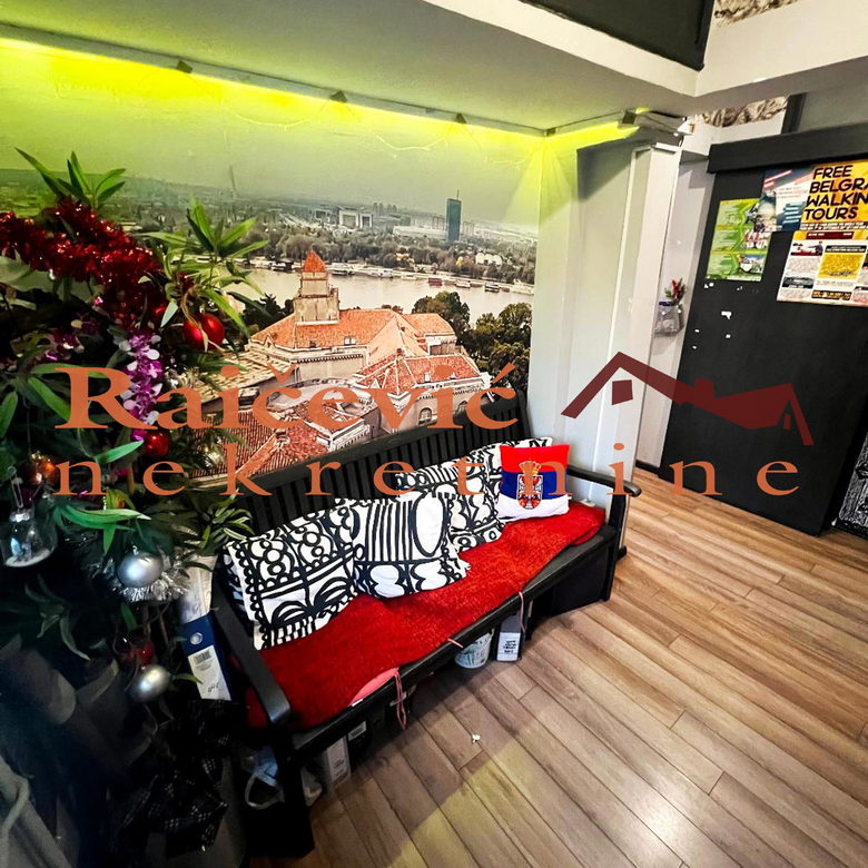 Višesoban stan na prodaju, Centar, Beograd, 170m², 888.000 €
