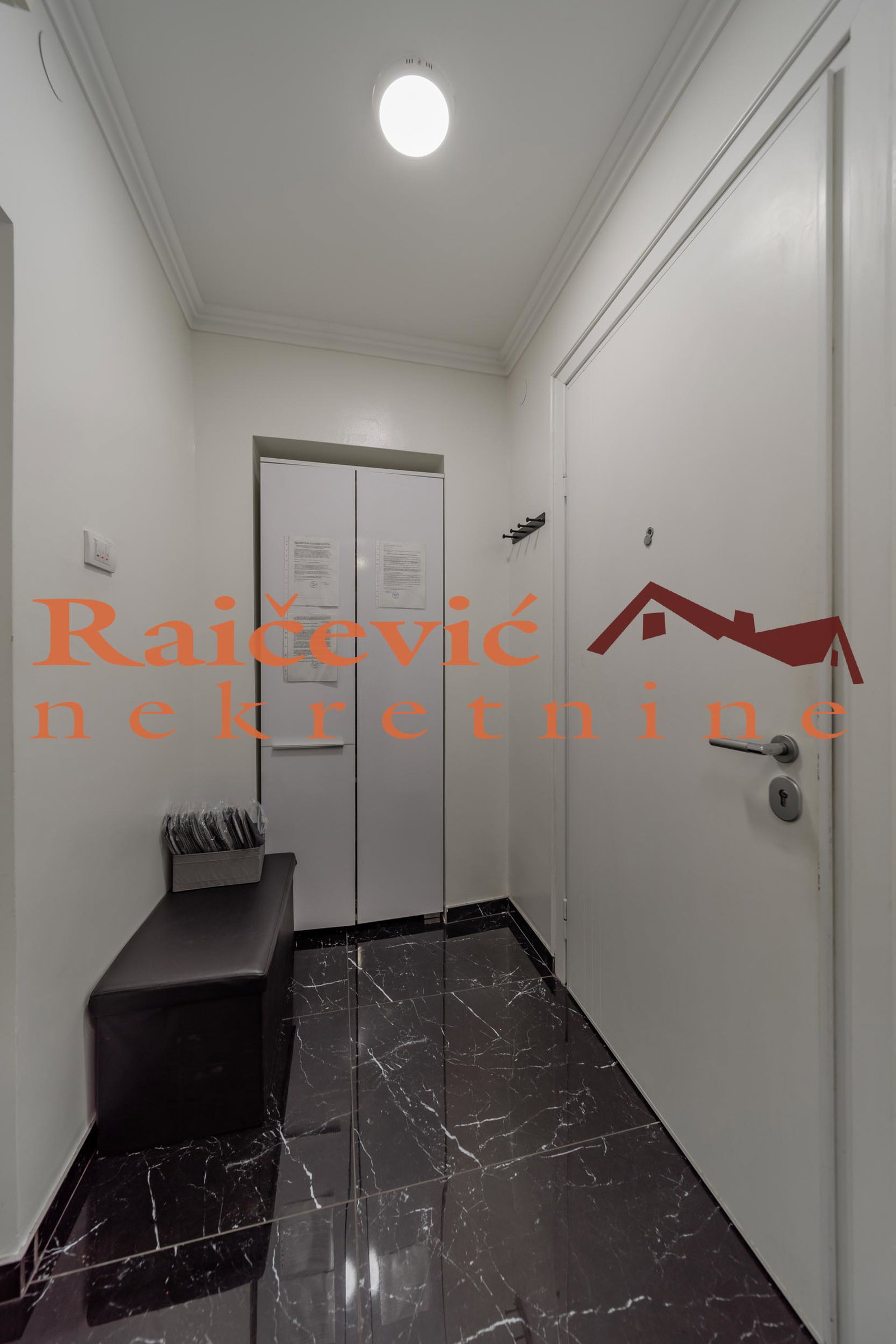 147705 Dvosoban stan na prodaju, Centar, Beograd, 50m², 300.000 €