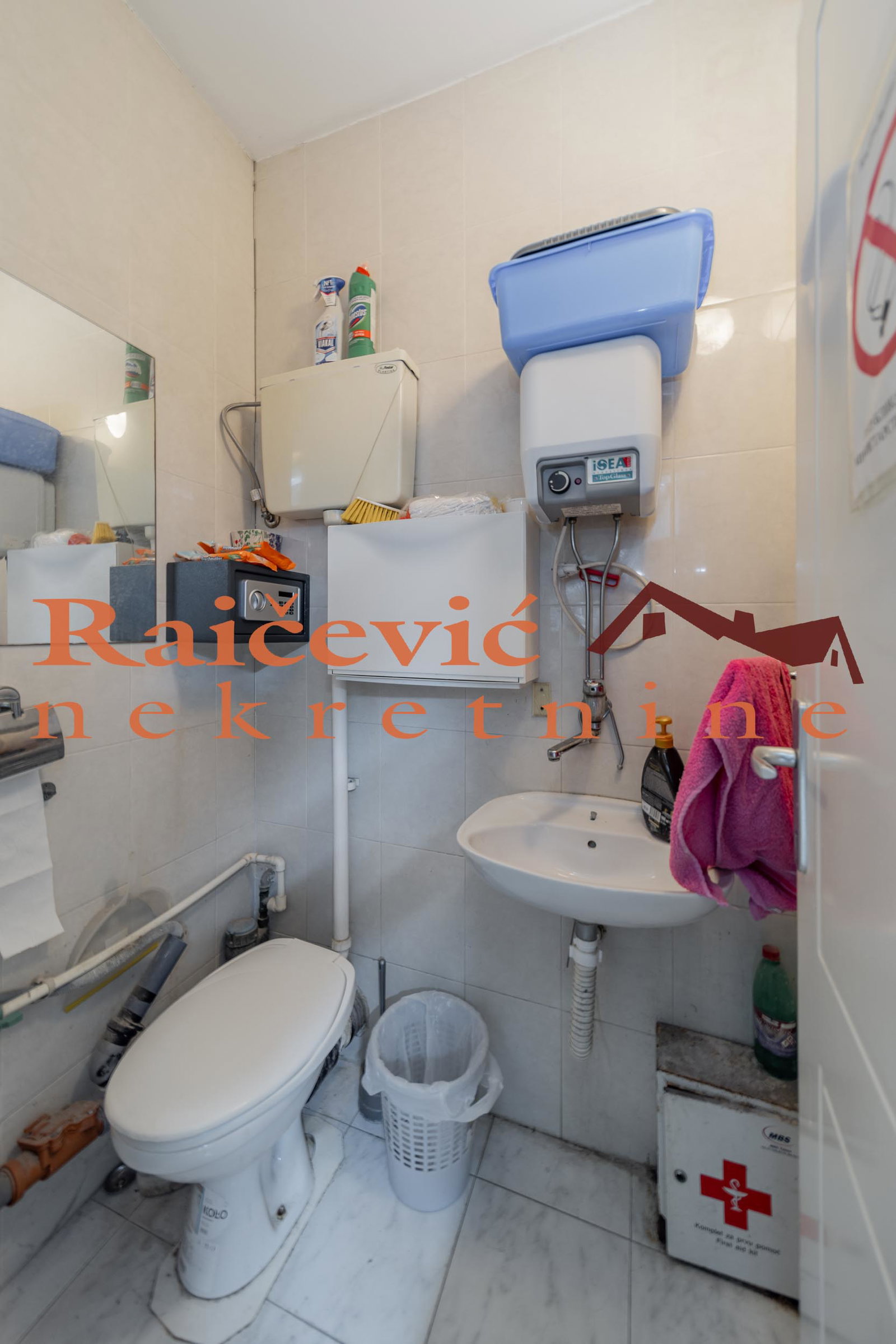 Lokal Prodaja Beograd Lokal Prodaja Beograd 19 m2