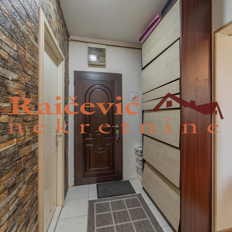 Stan Prodaja Beograd Karaburma 93 m2