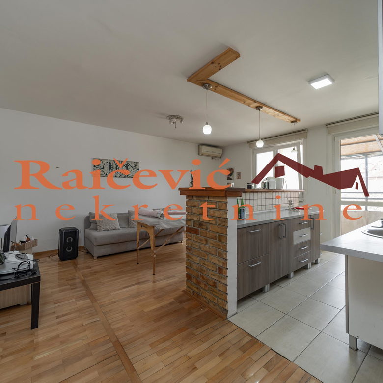 Četvorosoban stan na prodaju, Karaburma, Beograd, 93m², 219.000 €
