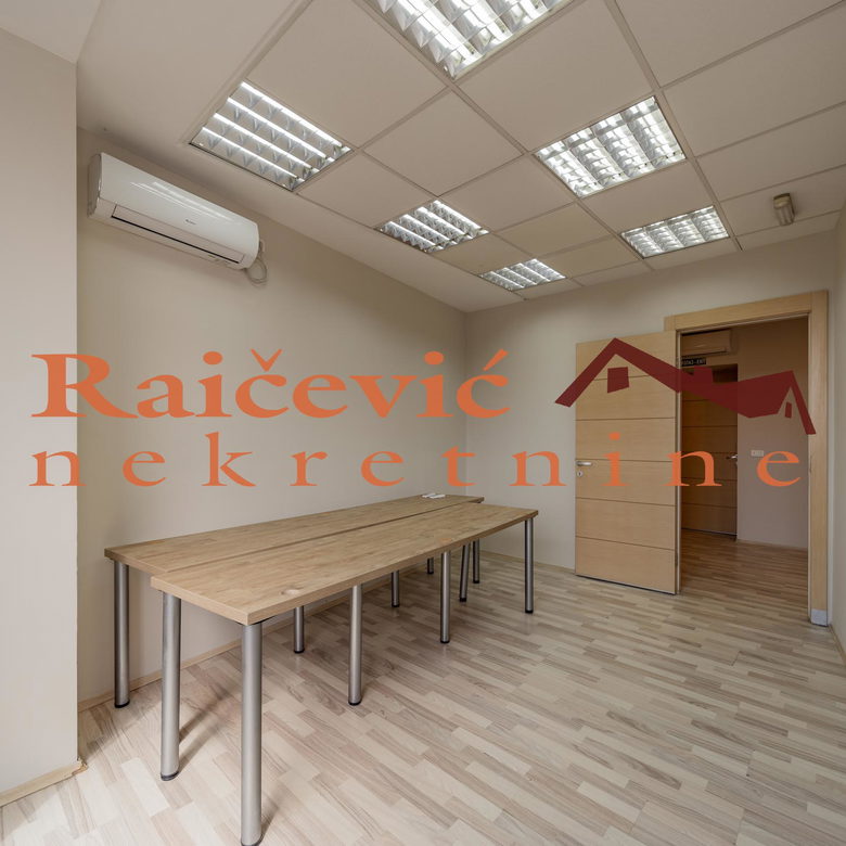 Lokal za izdavanje, Centar, Beograd, 216m², 3.600 €/mes