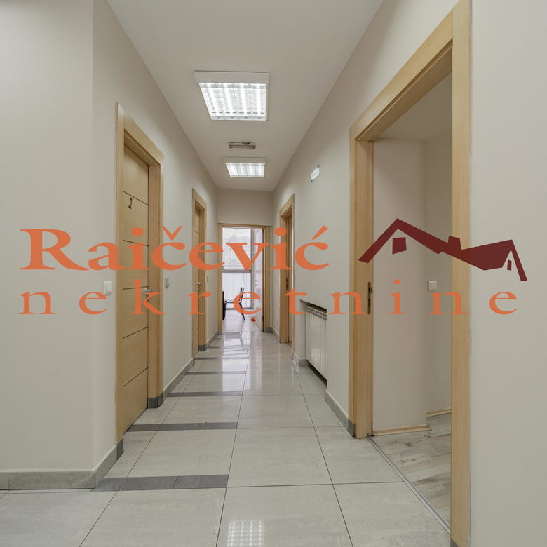Lokal za izdavanje, Centar, Beograd, 216m², 3.600 €/mes