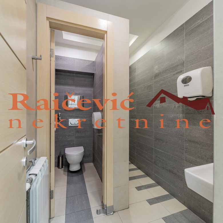 Lokal za izdavanje, Centar, Beograd, 216m², 3.600 €/mes