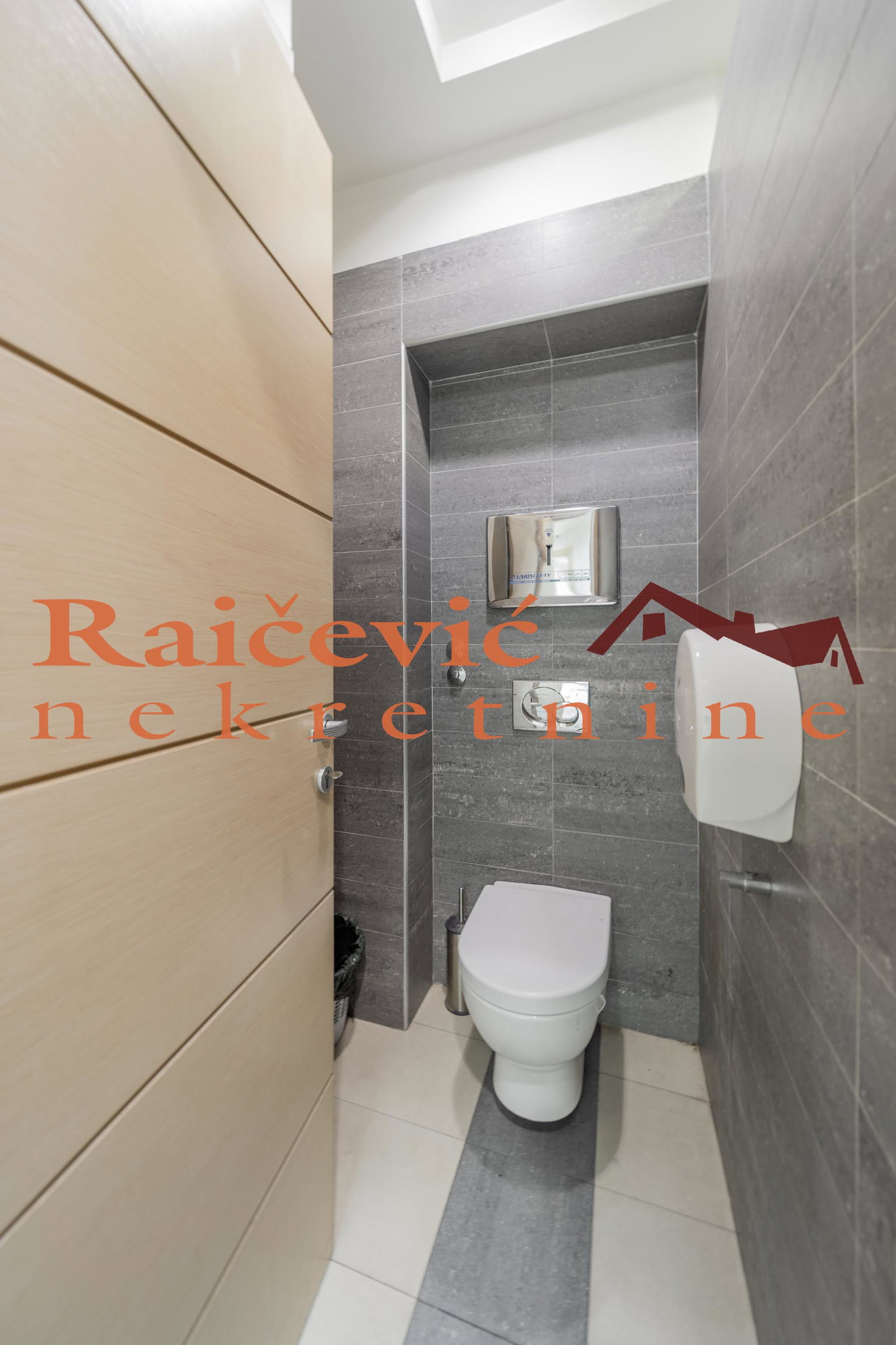 148005 Lokal za izdavanje, Centar, Beograd, 216m², 3.600 €/mes