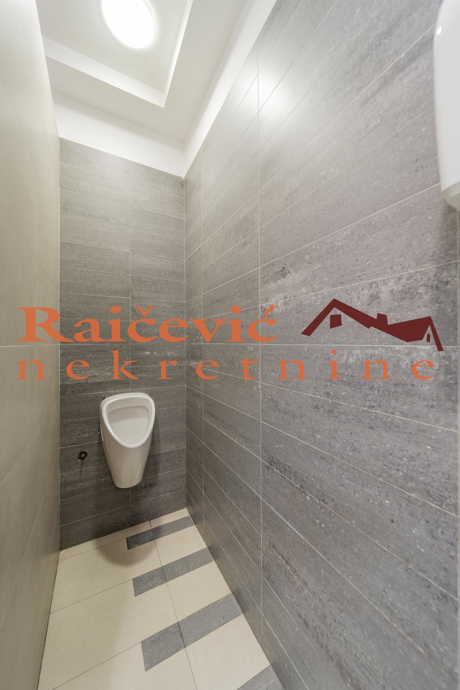 148006 Lokal za izdavanje, Centar, Beograd, 216m², 3.600 €/mes