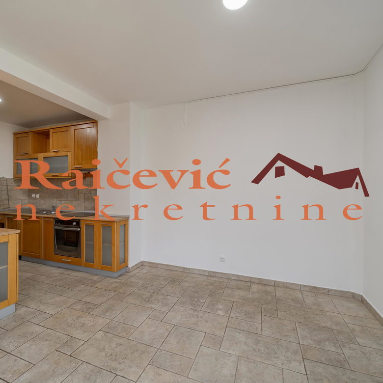 Stan Prodaja Beograd Kluz 90 m2
