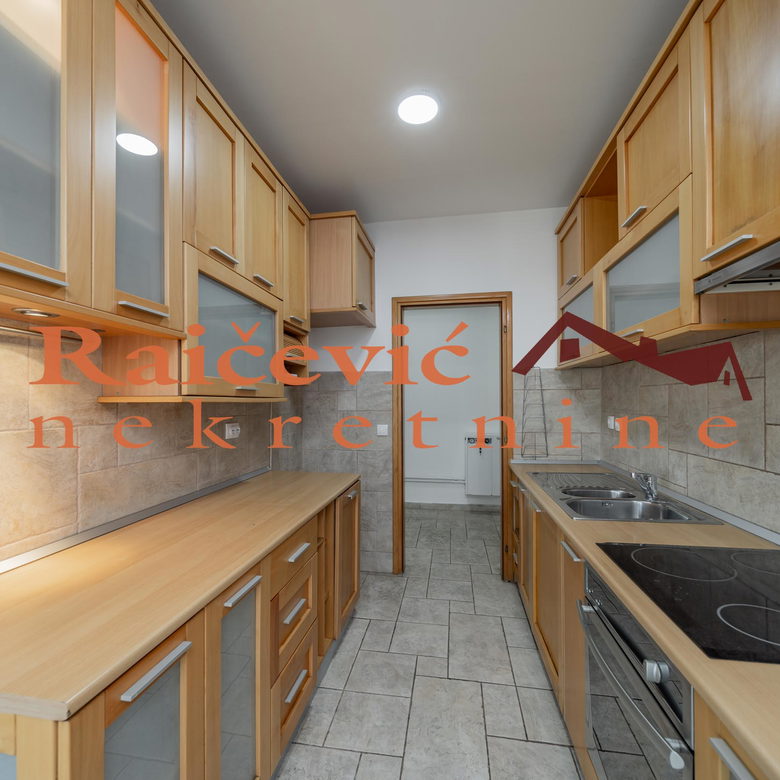 Stan Prodaja Beograd Kluz 90 m2