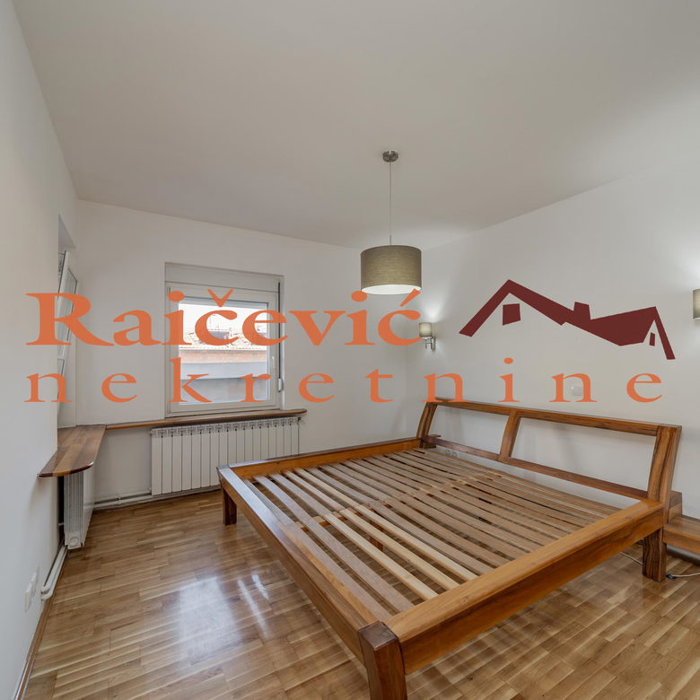 Trosoban stan na prodaju, Kluz, Beograd, 90m², 263.000 €