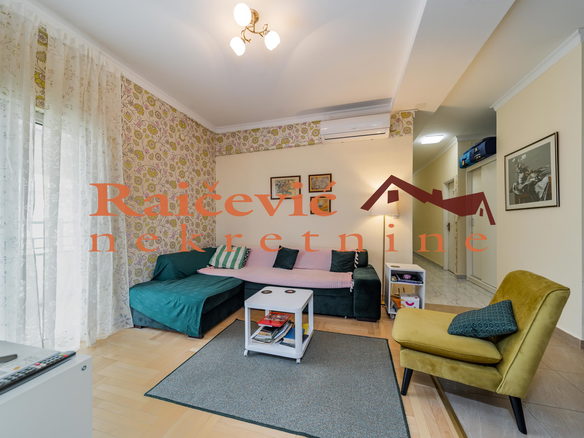 Stan Prodaja Beograd Centar (Čukarica) 79 m2
