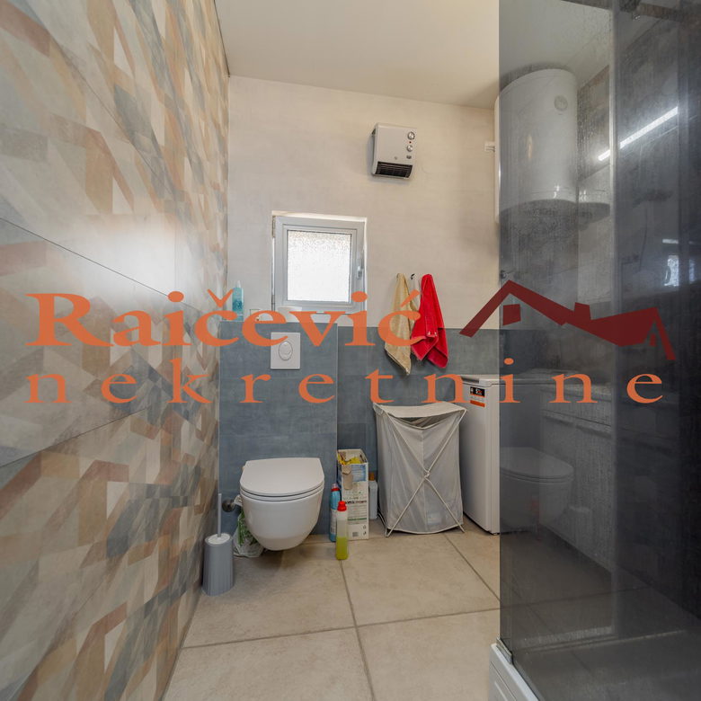 Trosoban stan na prodaju, Centar, Beograd, 79m², 355.000 €