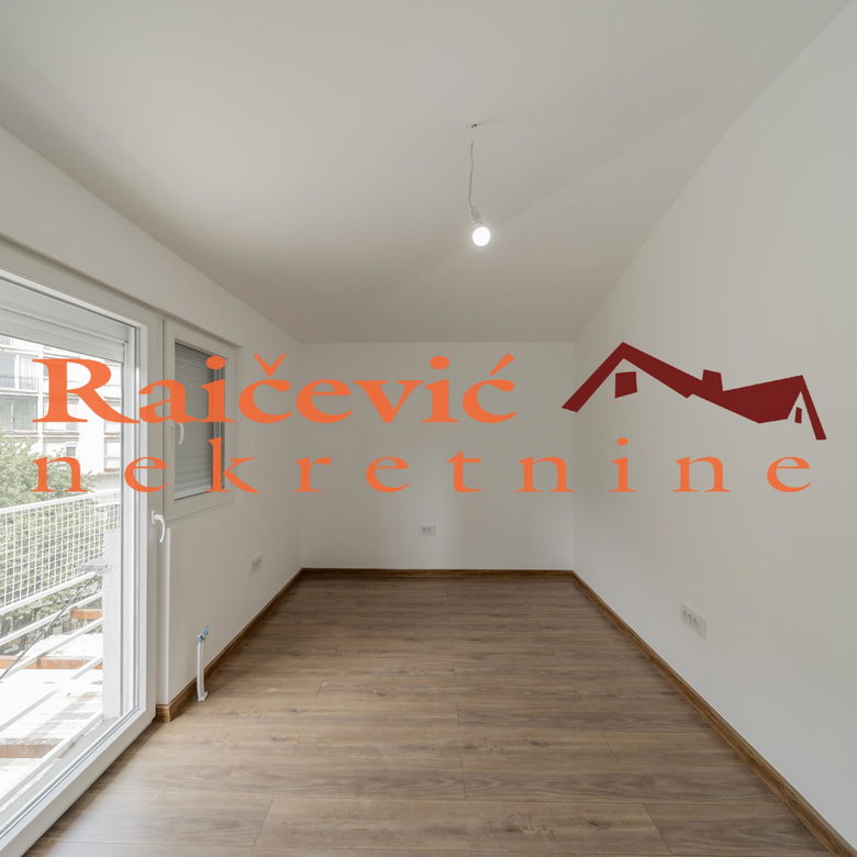 Trosoban stan na prodaju, Profesorska Kolonija, Beograd, 83m², 237.500 €