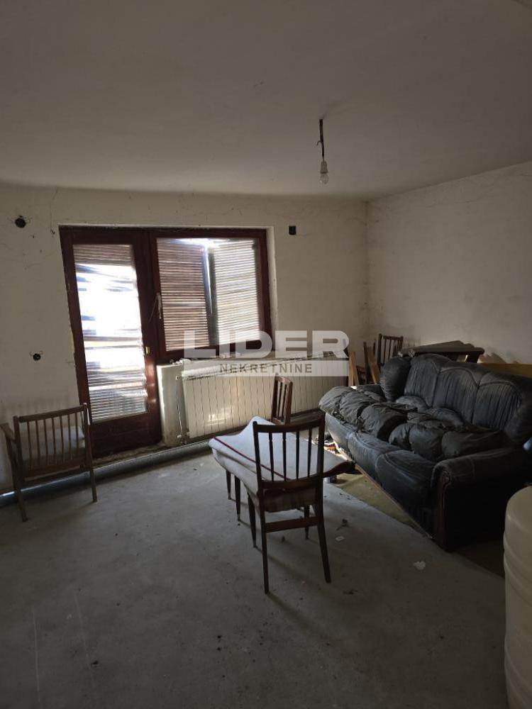 Kuća na prodaju, Zuce, Beograd, 247m², 170.000 €