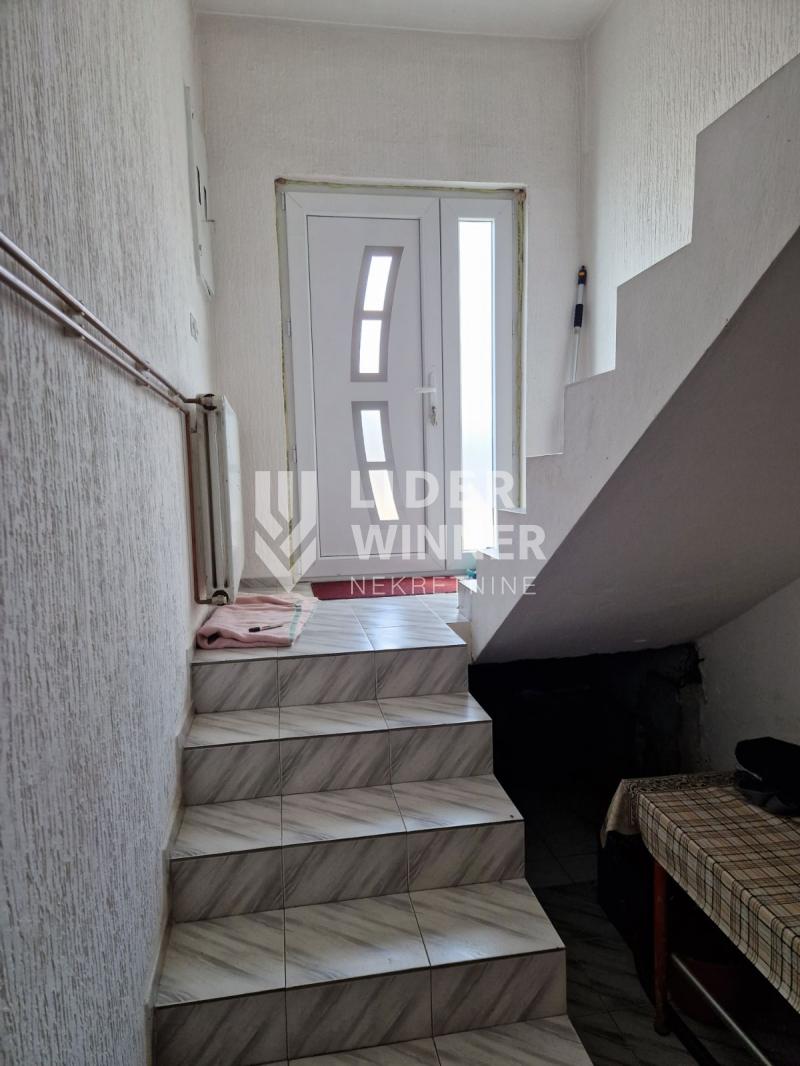 Kuća Prodaja Beograd Zuce 247 m2