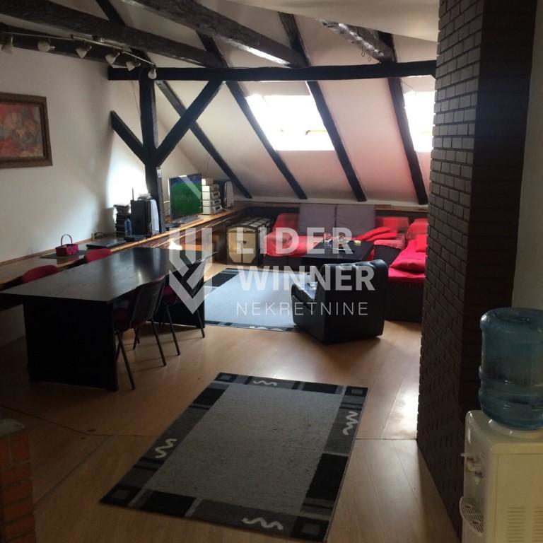 Petosoban stan na prodaju, Kosančićev Venac, Beograd, 82m², 290.000 €