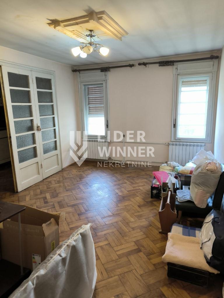 Stan Prodaja Beograd Studentski Trg 77 m2