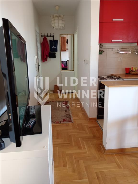 148118566_10_20240330160627 Stan Izdavanje Beograd Cvetkova Pijaca 30 m2