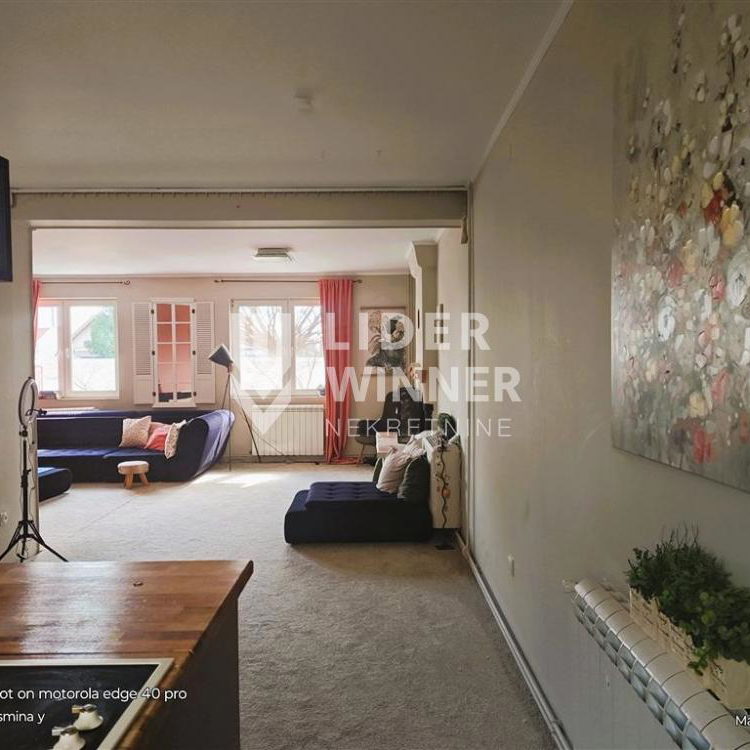 Kuća Prodaja Beograd Ugrinovci 340 m2