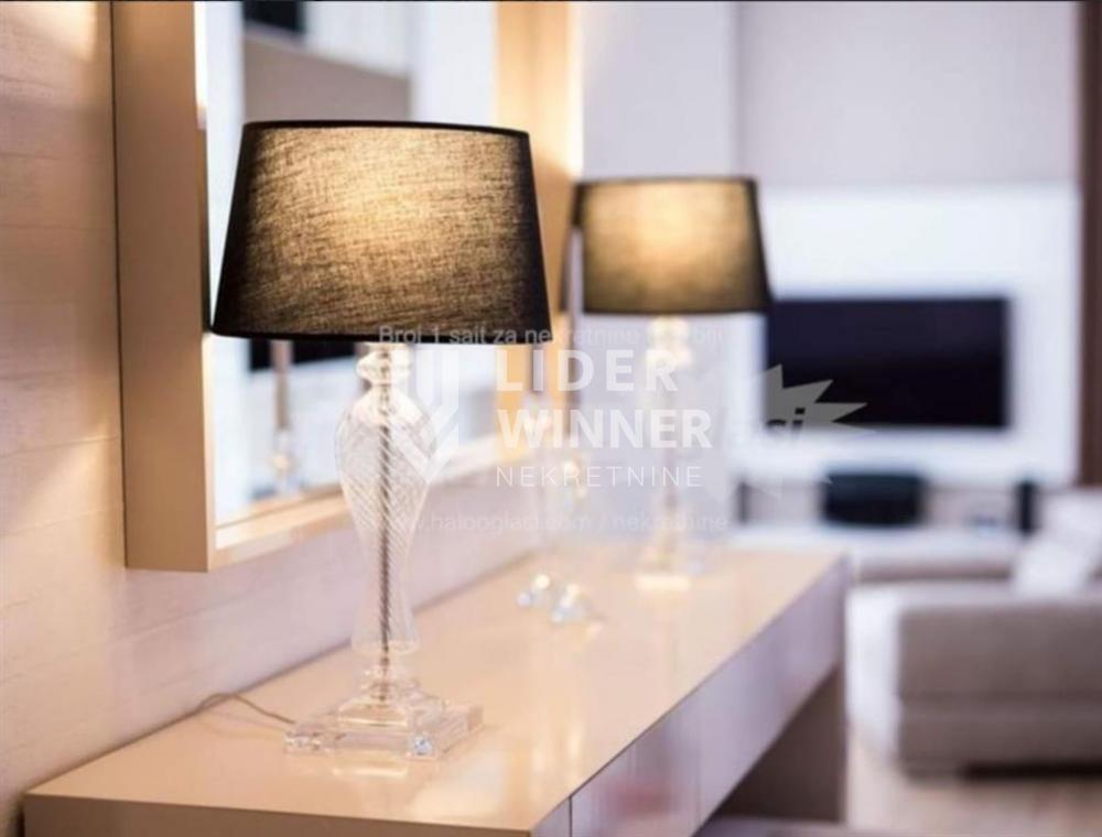 Kuća Prodaja Beograd Ledine 294 m2