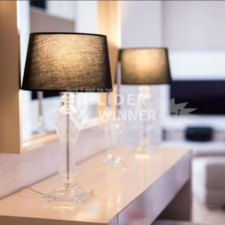 Kuća Prodaja Beograd Ledine 294 m2