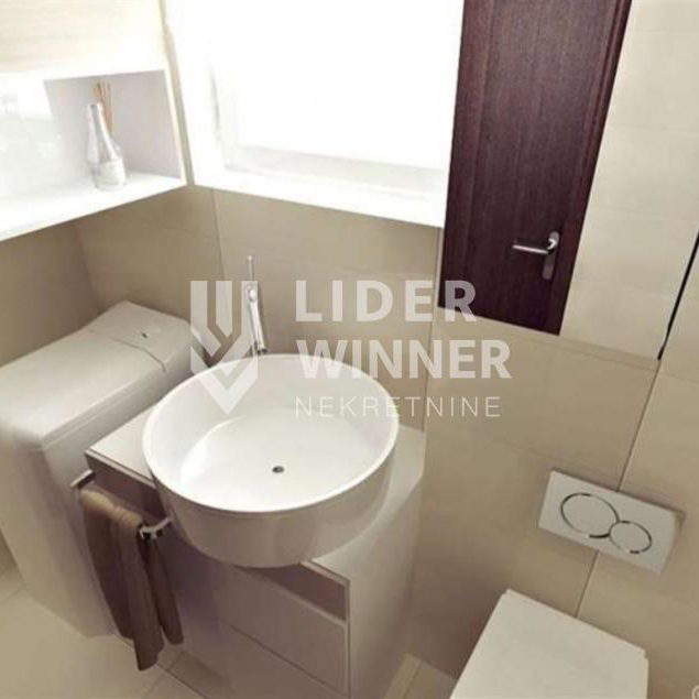 Kuća na prodaju, Ledine, Beograd, 294m², 450.000 €