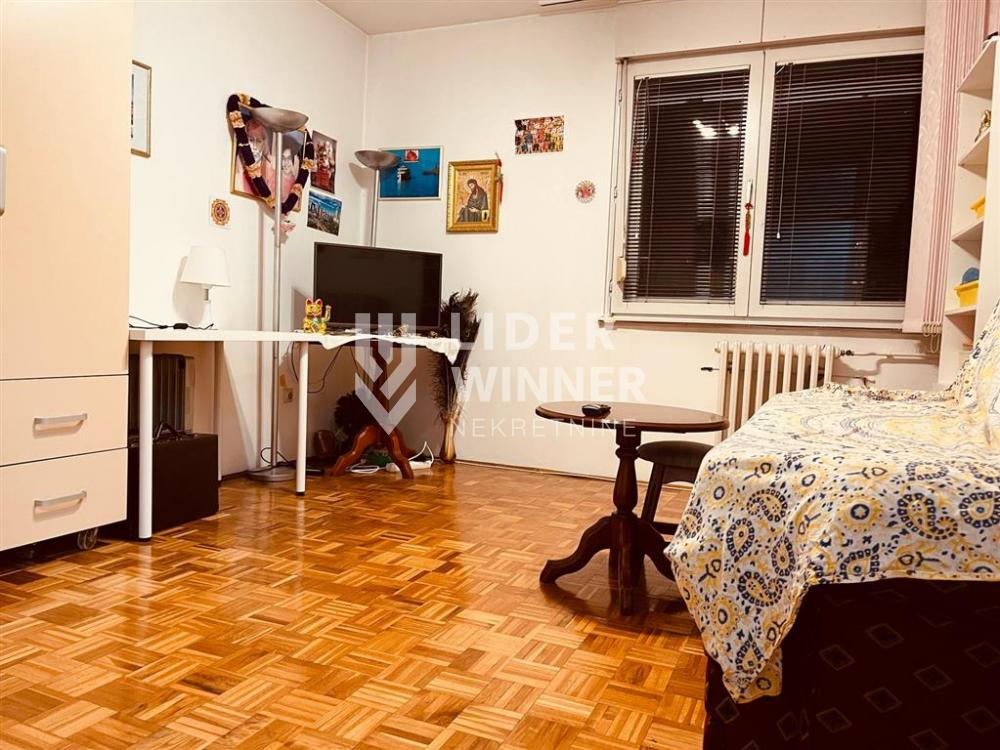 Troiposoban stan na prodaju, Žarkovo, Beograd, 101m², 269.000 €