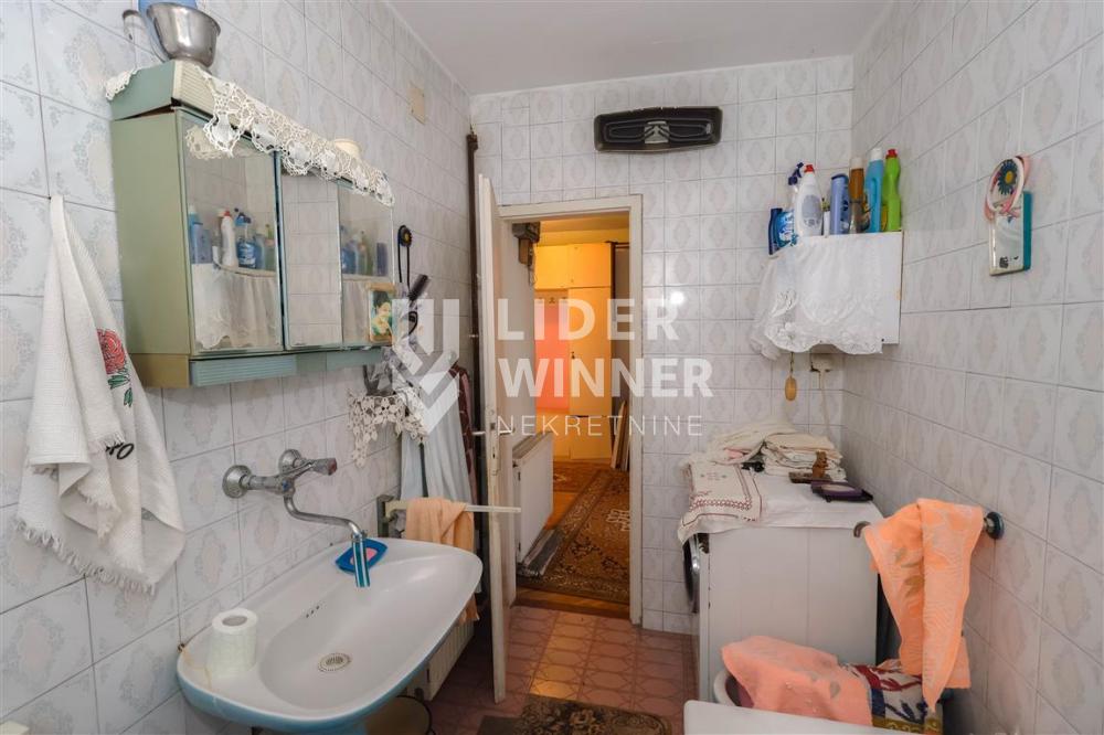 148119801_6_20250515124852 Kuća na prodaju, Sremčica, Beograd, 168m², 151.000 €