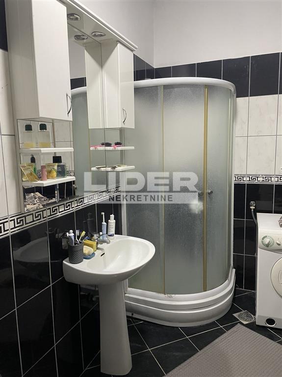 Kuća Prodaja Opovo Kuća Prodaja Opovo 347 m2